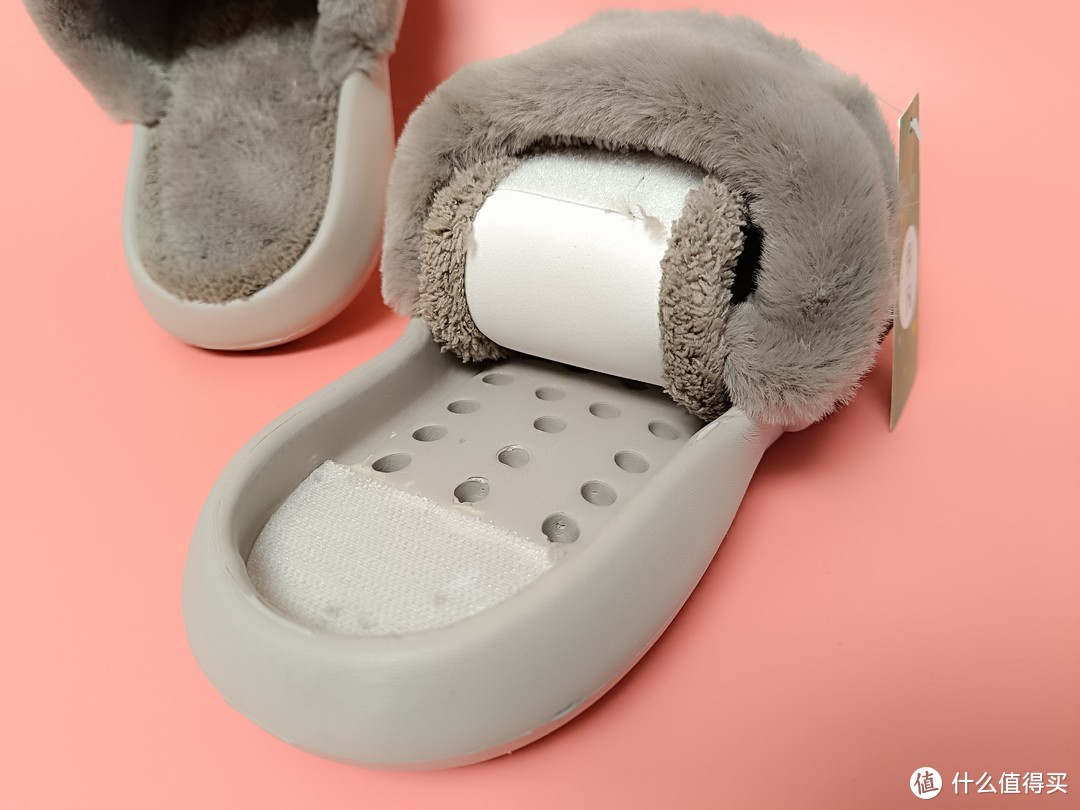 冬天买拖鞋，就是既要防水又暖和，还要好穿脱！