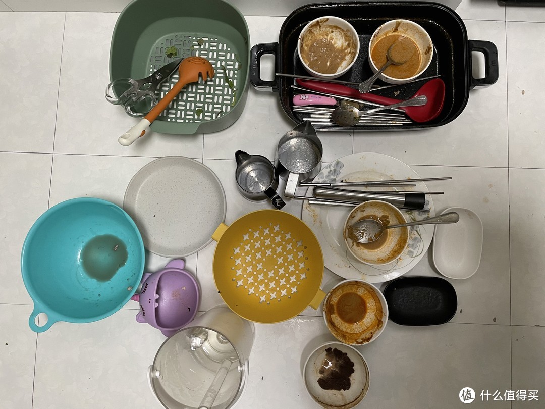 用时一周，记录西门子全能舱洗碗机的日常使用情况。