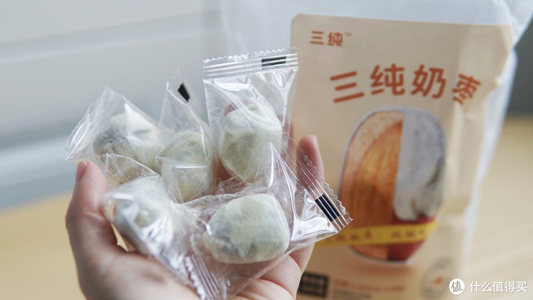 过年零食囤了没？亲测这几样网红爆款零食值得买