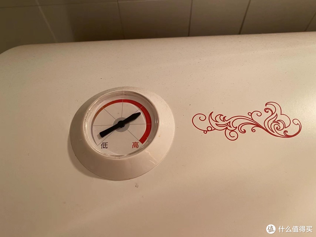 怎么解决老式热水器烧水热得慢，冷得快的问题？