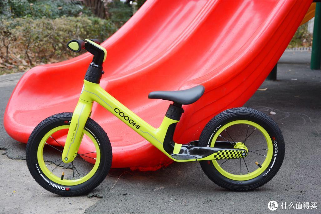 儿童平衡车怎么选？一台酷骑S5竞技款儿童平衡车满足所有愿望