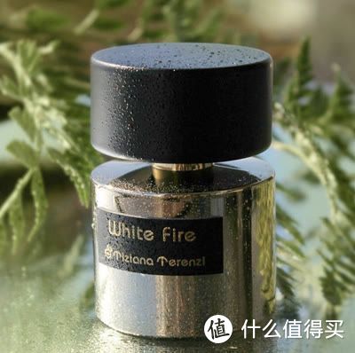 女士篇丨过年用什么味道的香水绝对不会出错？