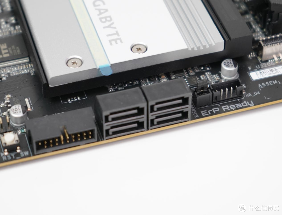 锐龙5 7600搭配技嘉B650主板性能测试：千元CPU性价比之选？