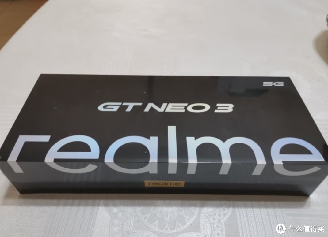 realme真我GT Neo3 天玑8100 80W超速闪充 独立显示芯片 赛道双条纹设计 12GB+256GB 银石 5g游戏手机