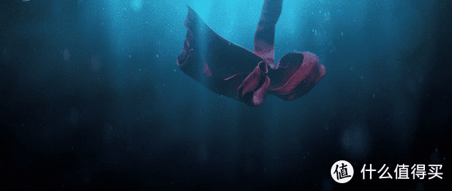 解读《深海》，来自大海的咏叹，梦有多美，现实就有多痛