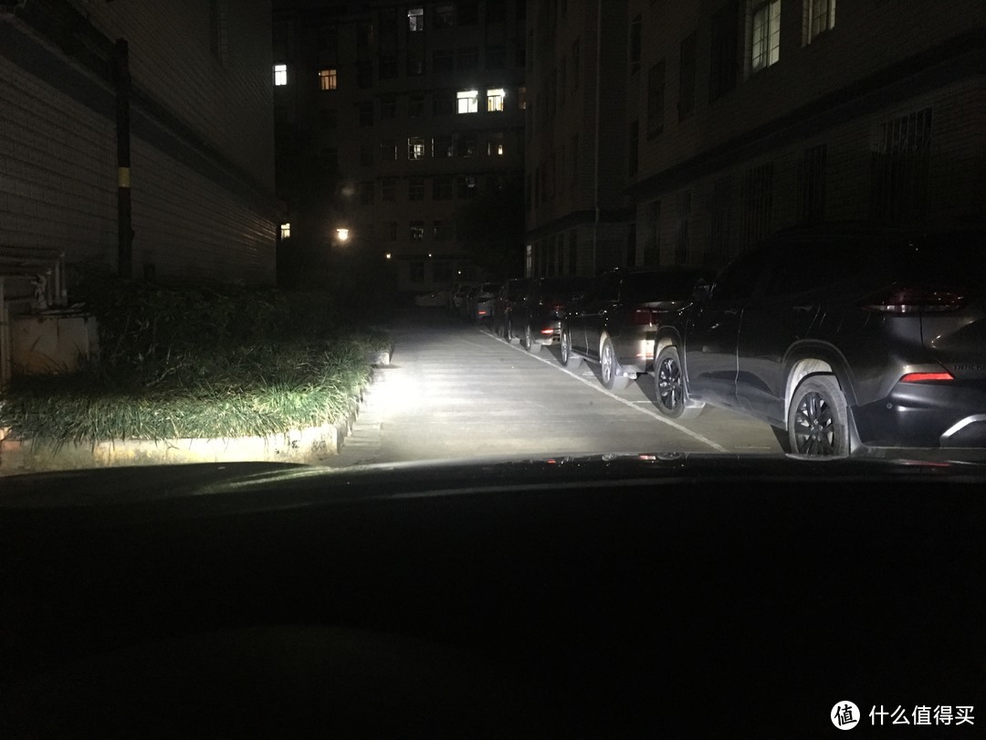 为汽车换上明亮的眼睛 欧司朗夜驰者竞速版H7 LED大灯 