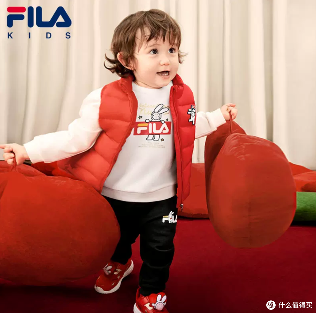 FILA KIDS X 安东尼不二兔全新系列，穿出宝贝新年好运