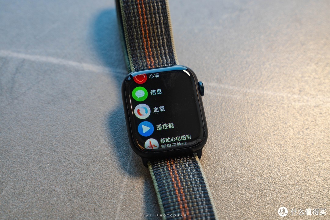 时隔5年又升级了新的Apple Watch Series 8