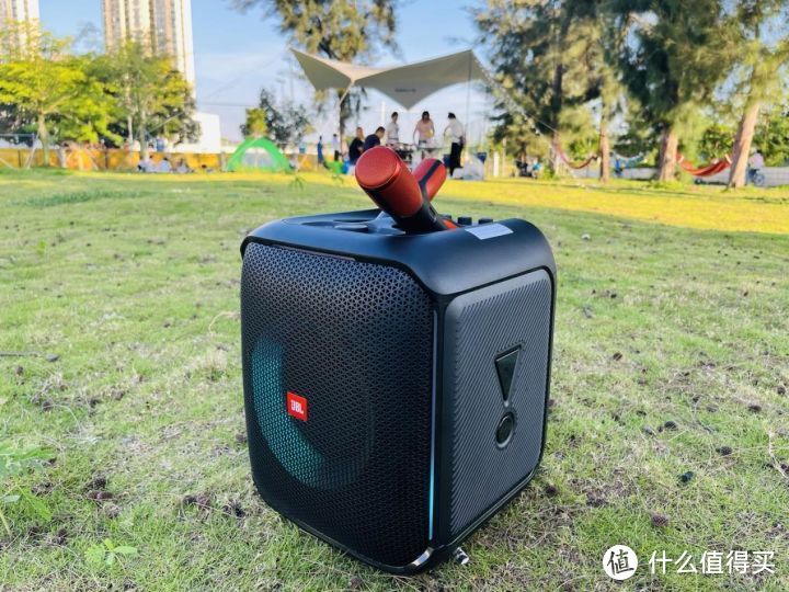 JBL Partybox encore音乐战将欢唱版音响果然不同凡“响”，传奇音质、多功能、多用途