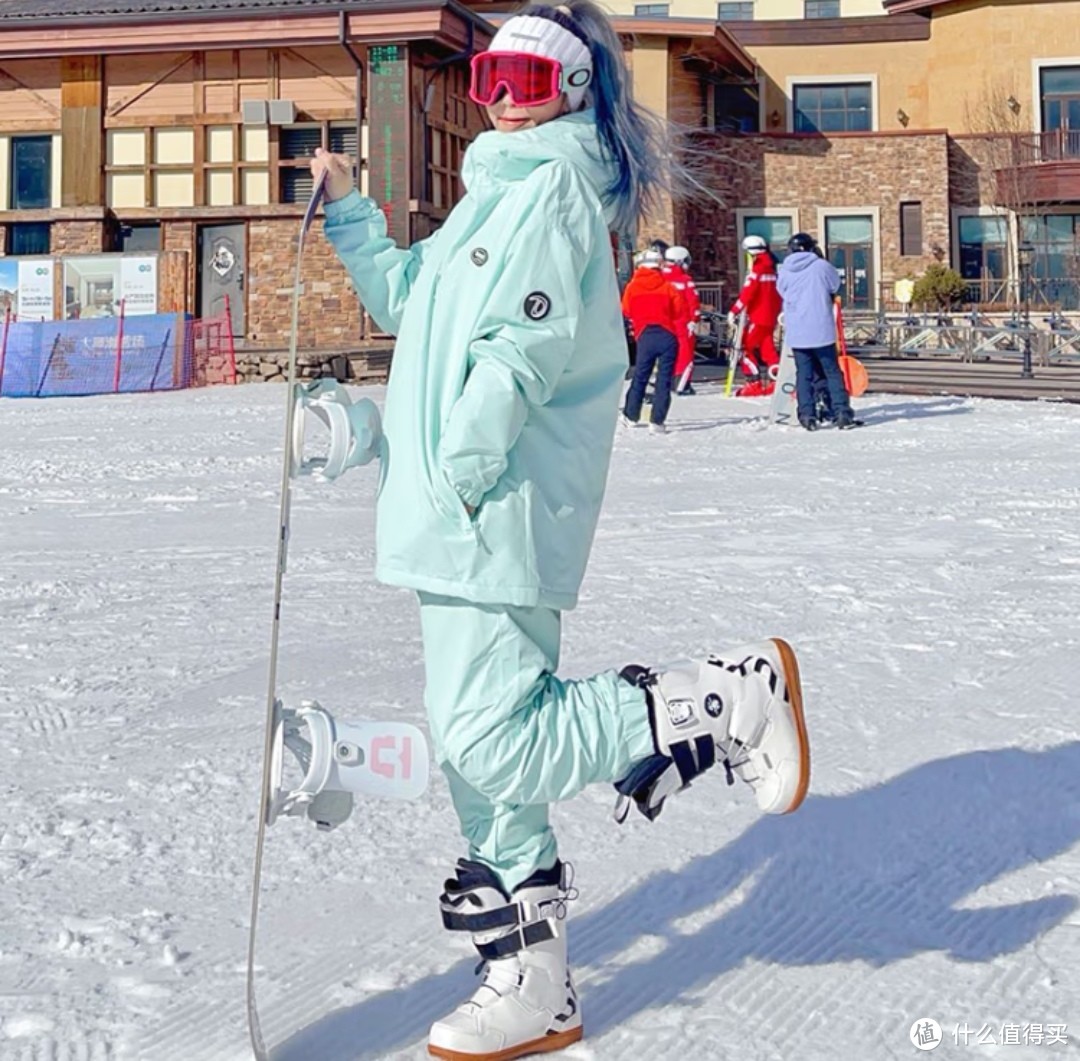 几款平价雪服推荐，让你的滑雪充满乐趣！