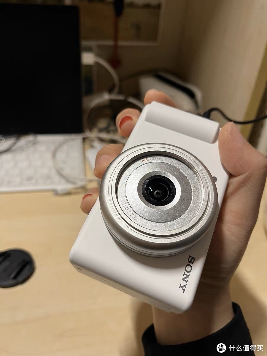 好用的数码相机推荐-索尼（SONY）ZV-1 Vlog数码相机