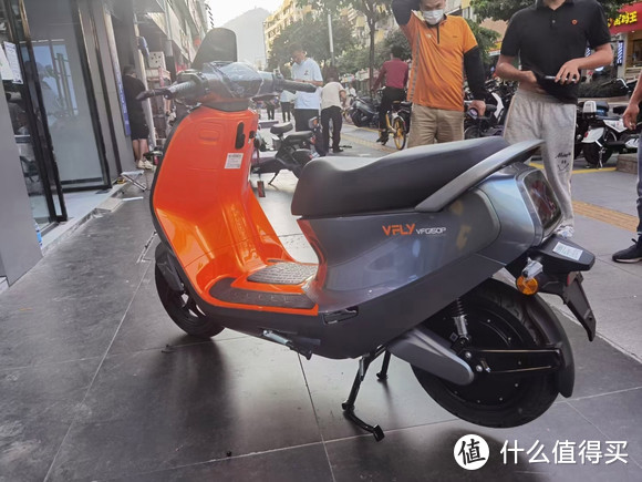 雅迪 VFLY G150P 电动摩托车驾驶经验分享