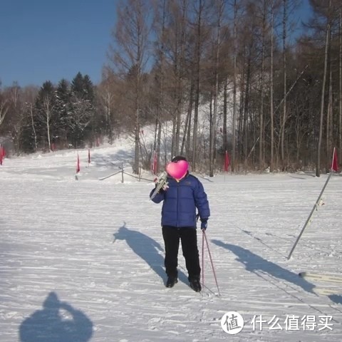 虽然摔的屁屁疼但是也要去滑雪，银湖山滑雪场