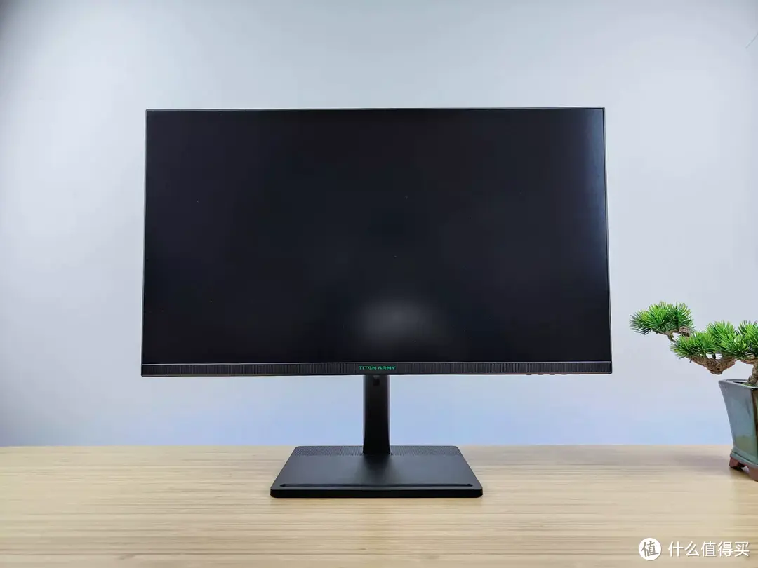 4K+144Hz+1ms仅需两千元，一本满足的泰坦军团P28H2V电竞显示器