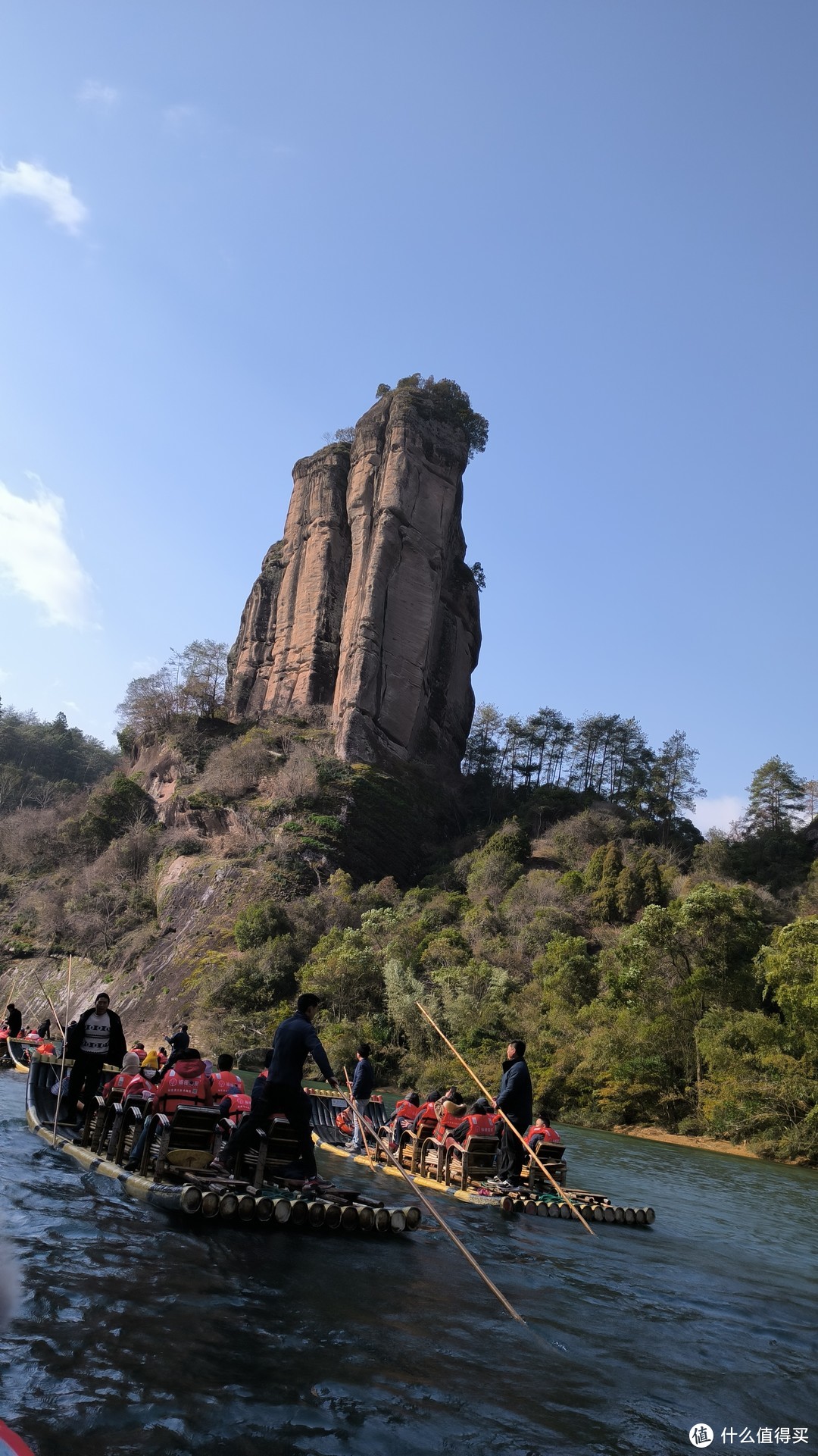 人从众的免票武夷山玩几天适合？