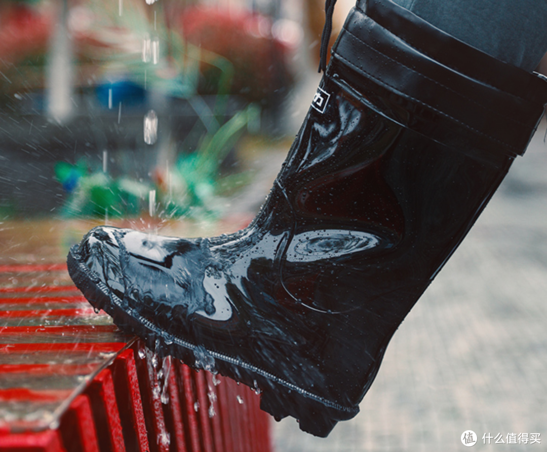实用、时尚的雨鞋集合，雨季必备
