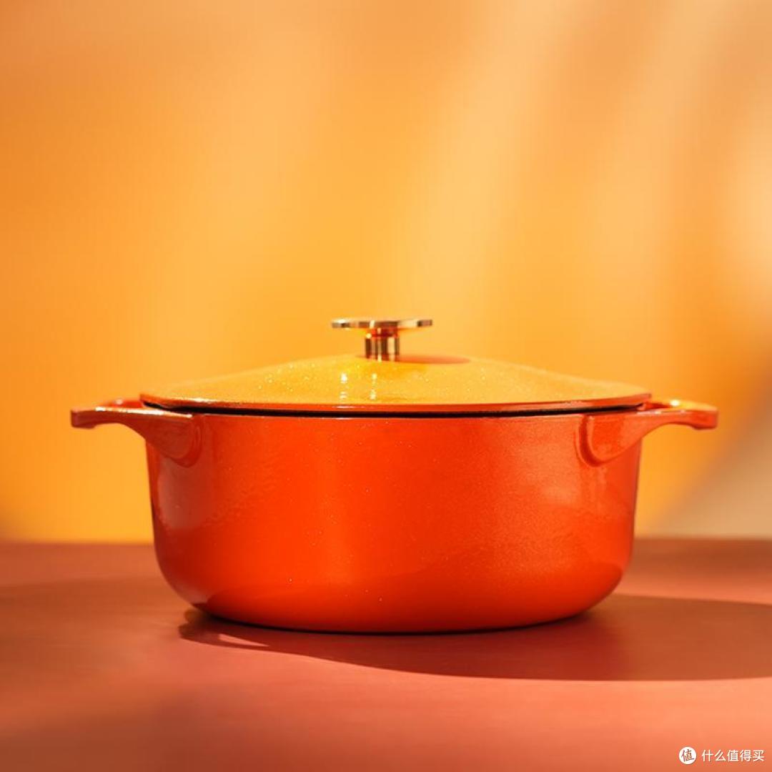炒菜锅用什么材质的锅最好?用过上百口锅,常驻厨房的就这4种!