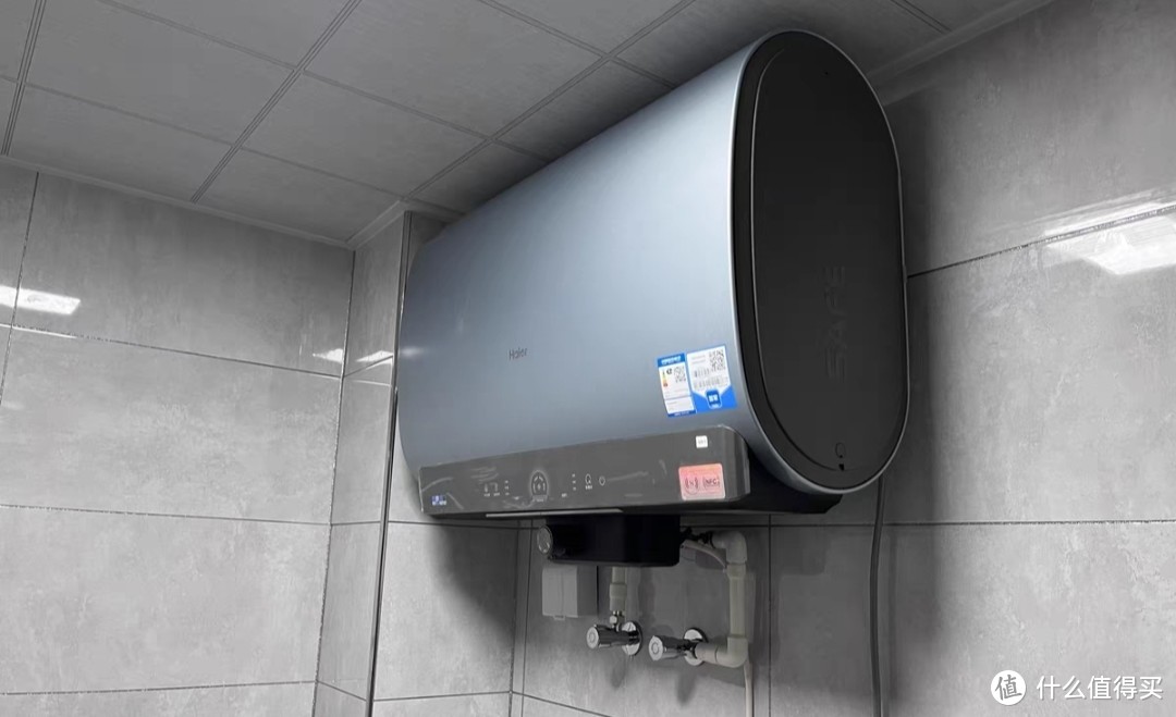 海尔电热水器电家用速热智能恒温卫生间50L升双胆扁桶大容量WARM7热水器。