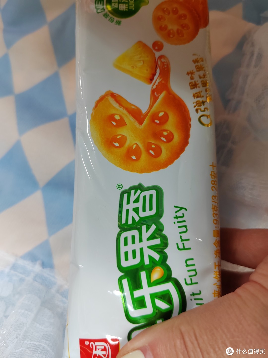 美味零食分享：嘉士利果乐果香菠萝味