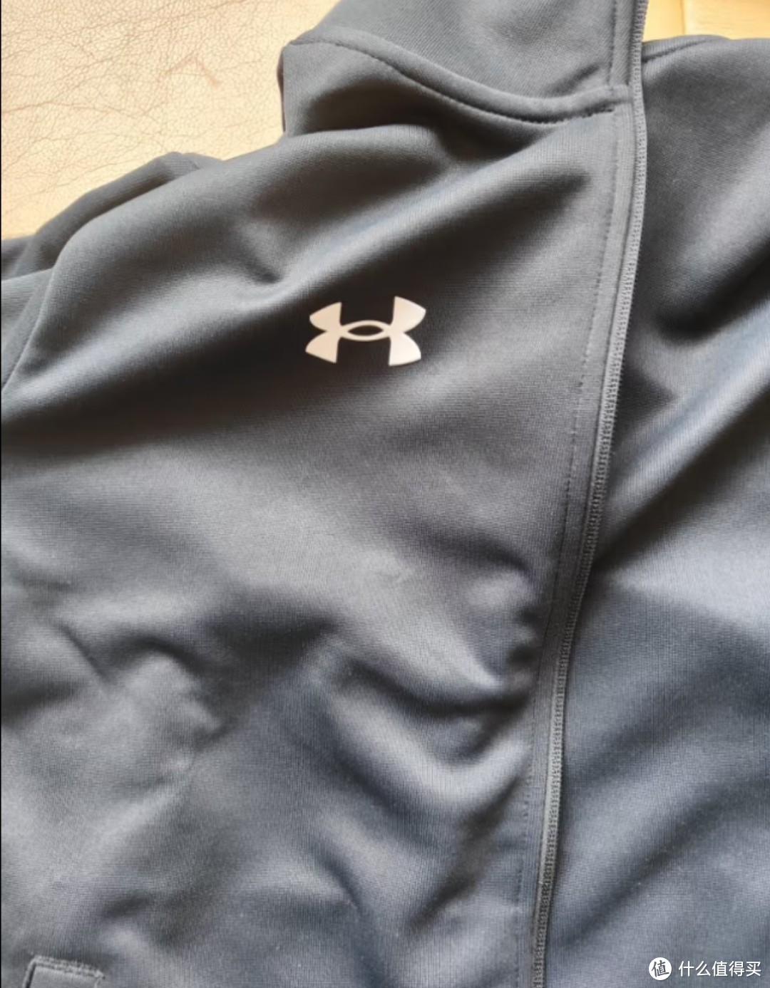 安德玛（UNDERARMOUR） 外套男 春季新款运动服健身训练宽松立领开衫夹克 21500437-001/经典黑/主推款偏大