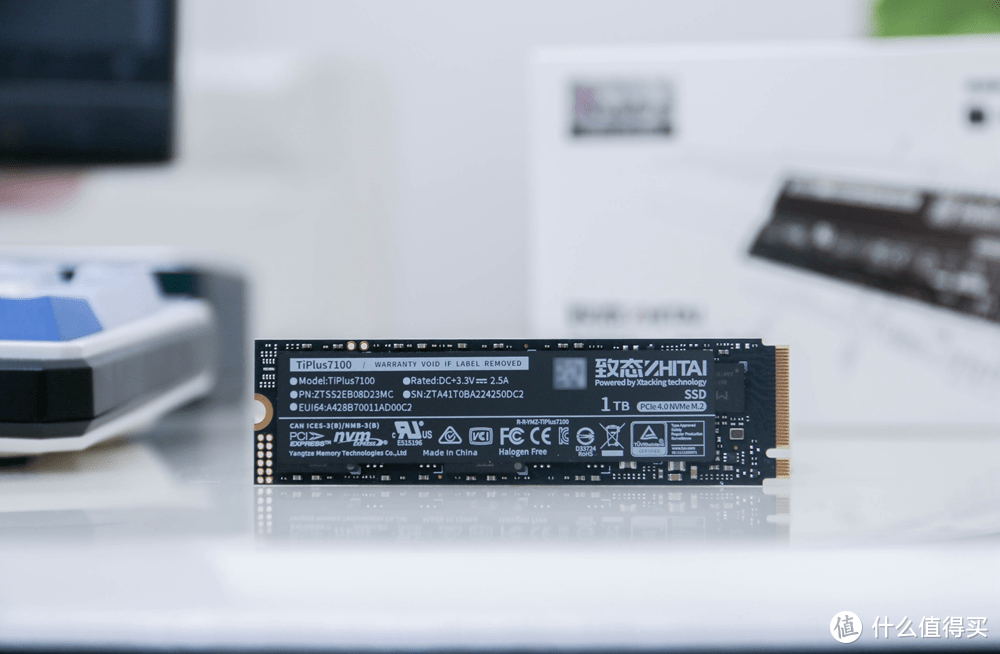 1G才6毛！PCIe 4.0固态硬盘已成主流，致态TiPlus7100 SSD测评