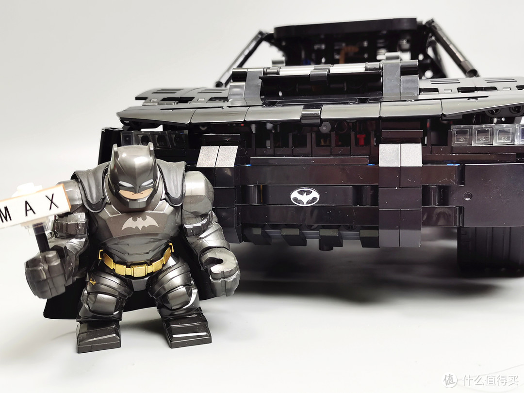 最接近真实车辆的蝙蝠侠战车