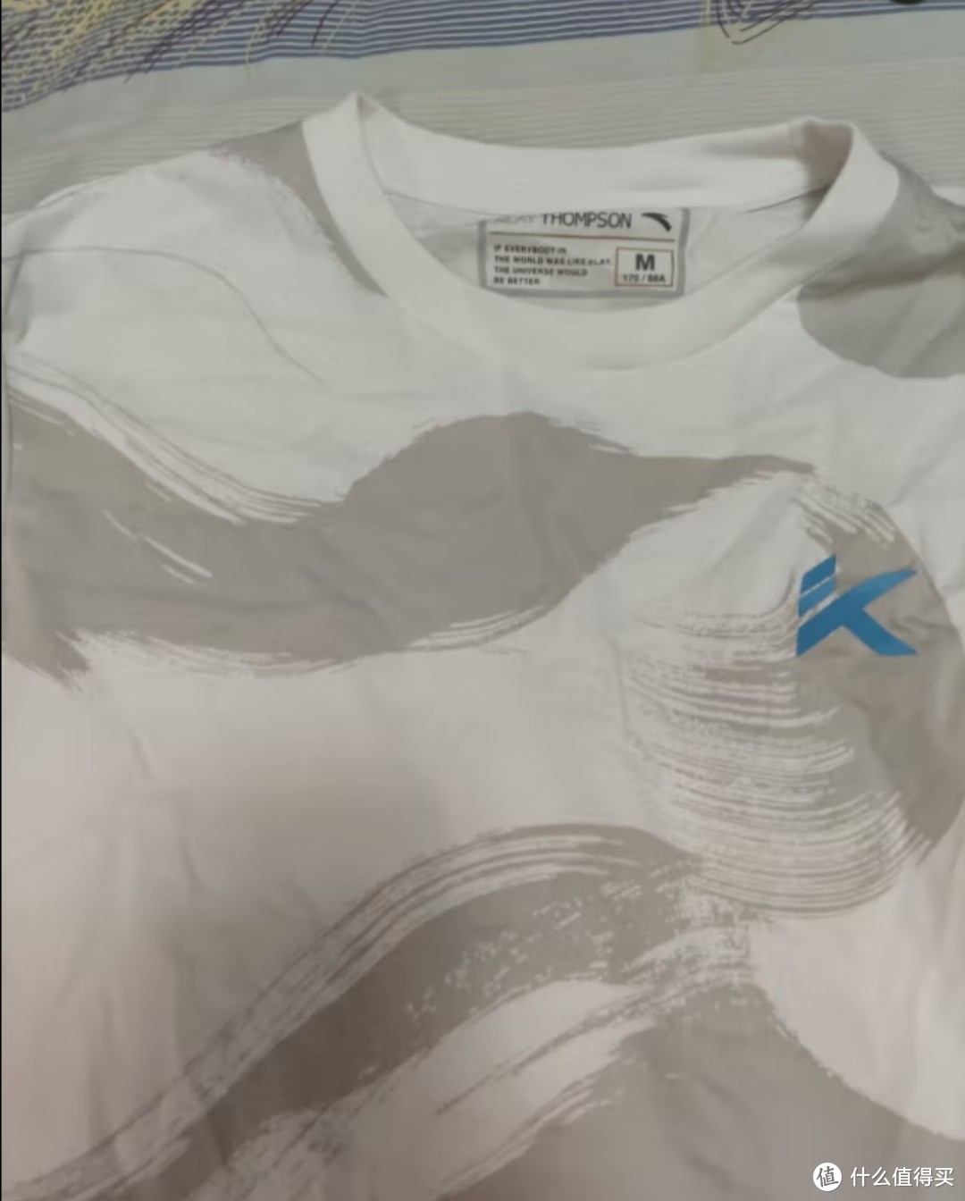 安踏ORONA冰感抗菌KT系列2023春季印花短袖T恤针织上衣潮商场同款