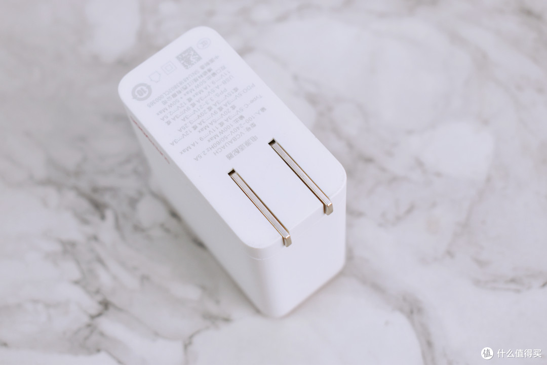 快速 高效 减负!一加100w双口氮化镓充电器,出差旅行有它足矣