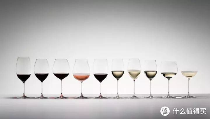 直与弯，酒杯的“取向”你怎么选择？