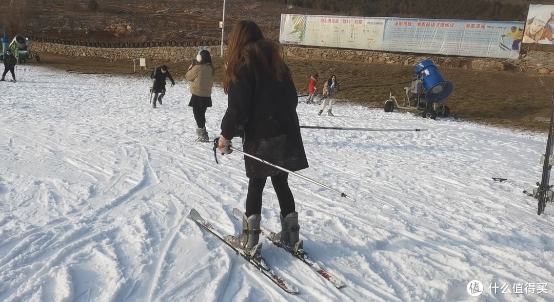 和朋友们一起去滑这个冬天最后的一场雪吧！