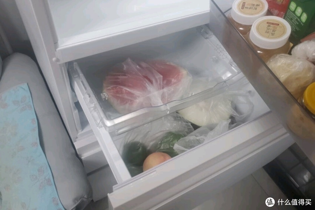 东芝（TOSHIBA）409升小白桃风冷无霜制冰多门日式五门家用嵌入式超薄电冰箱玻璃面板GR-RM429WE电冰箱