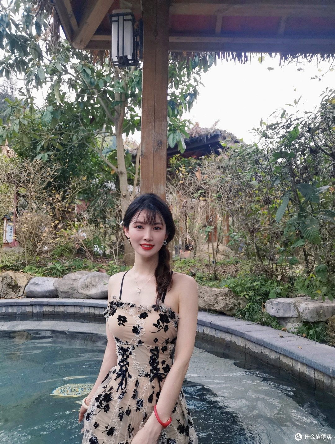 >langsha/浪莎泳衣>文章详情>这样的抹胸泳衣对太平公主是很友好的