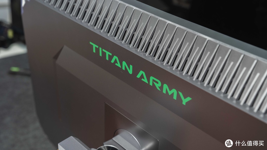 五千的泰坦军团是不是智商税｜P32A6V