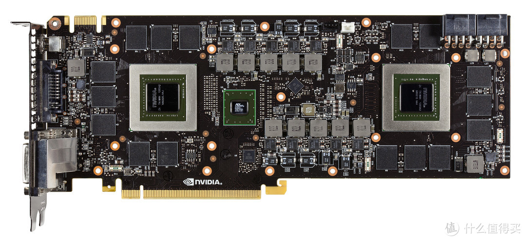 图为GeForce GTX 690
