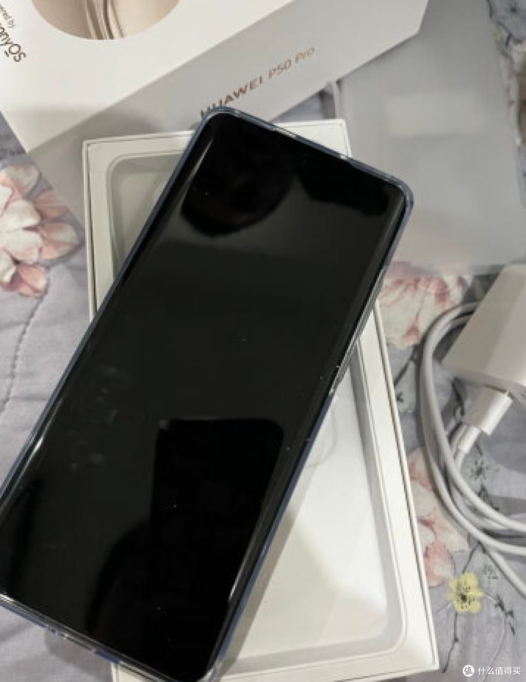 潜望式高清长焦镜头200倍变焦范围华为p50pro