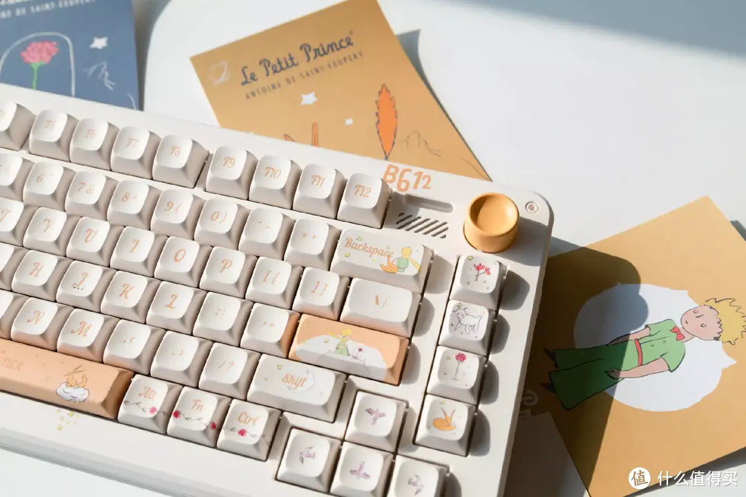 美如童话梦幻般的机械键盘-IQUNIX小王子ZX75联名键盘