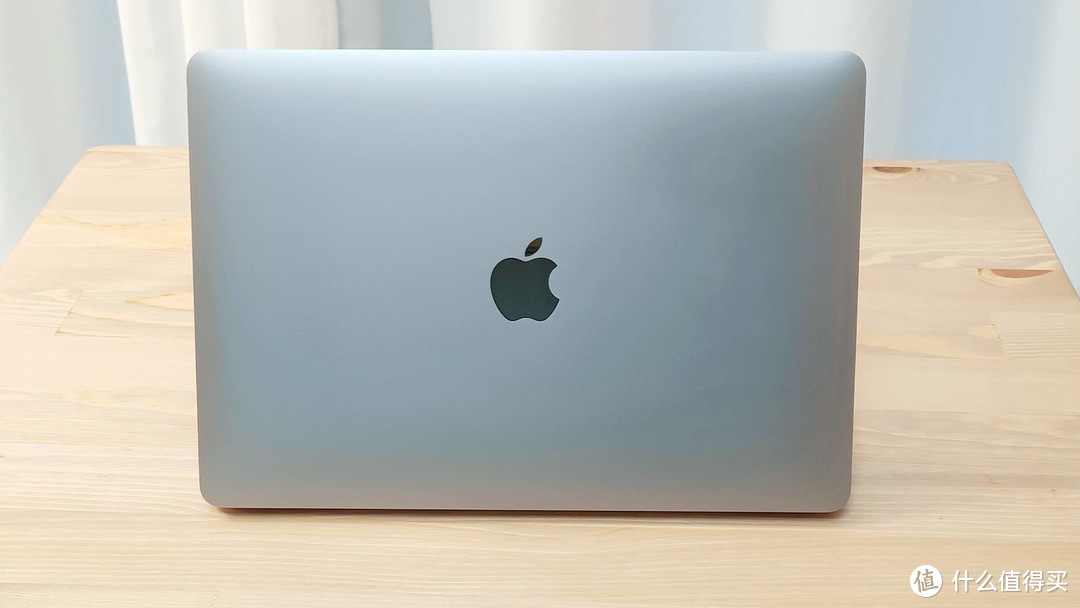 退库MacBook Air 2018值得入手吗？不到800元拿下，成色真不错，确实是捡漏了！附重装系统和硬件性能测试