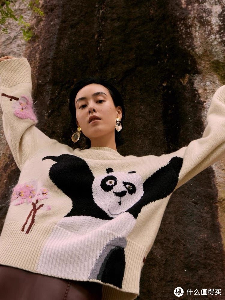 2023春季新款，可爱熊猫羊毛毛衣