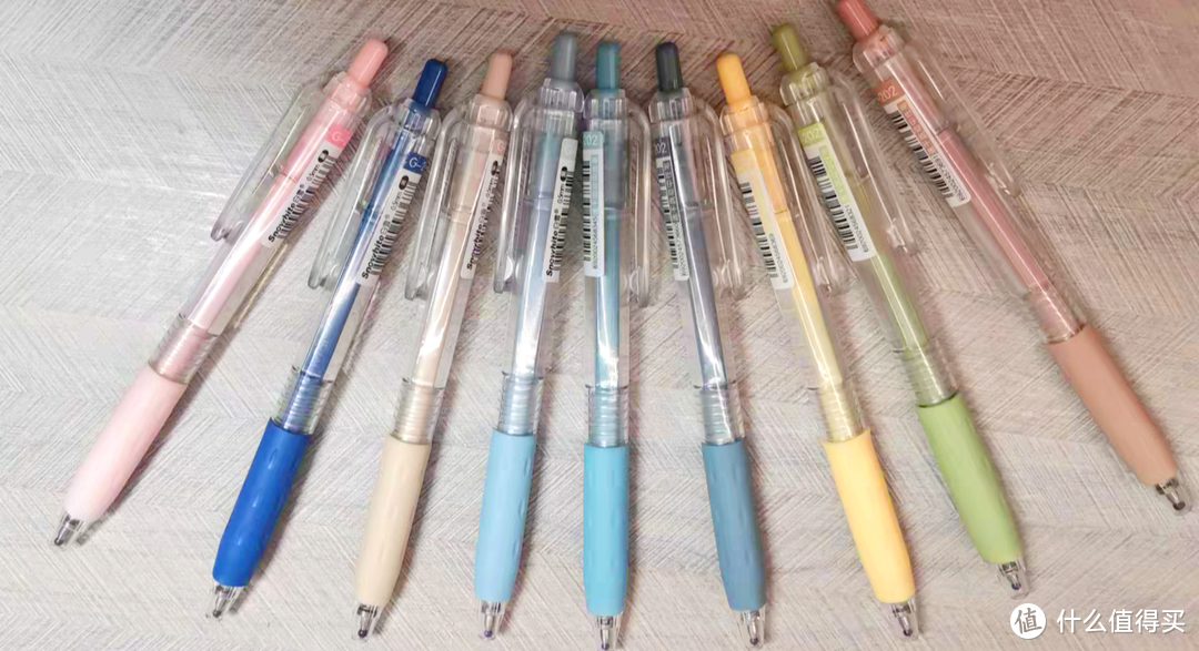 上学时你们都喜欢囤笔吗？