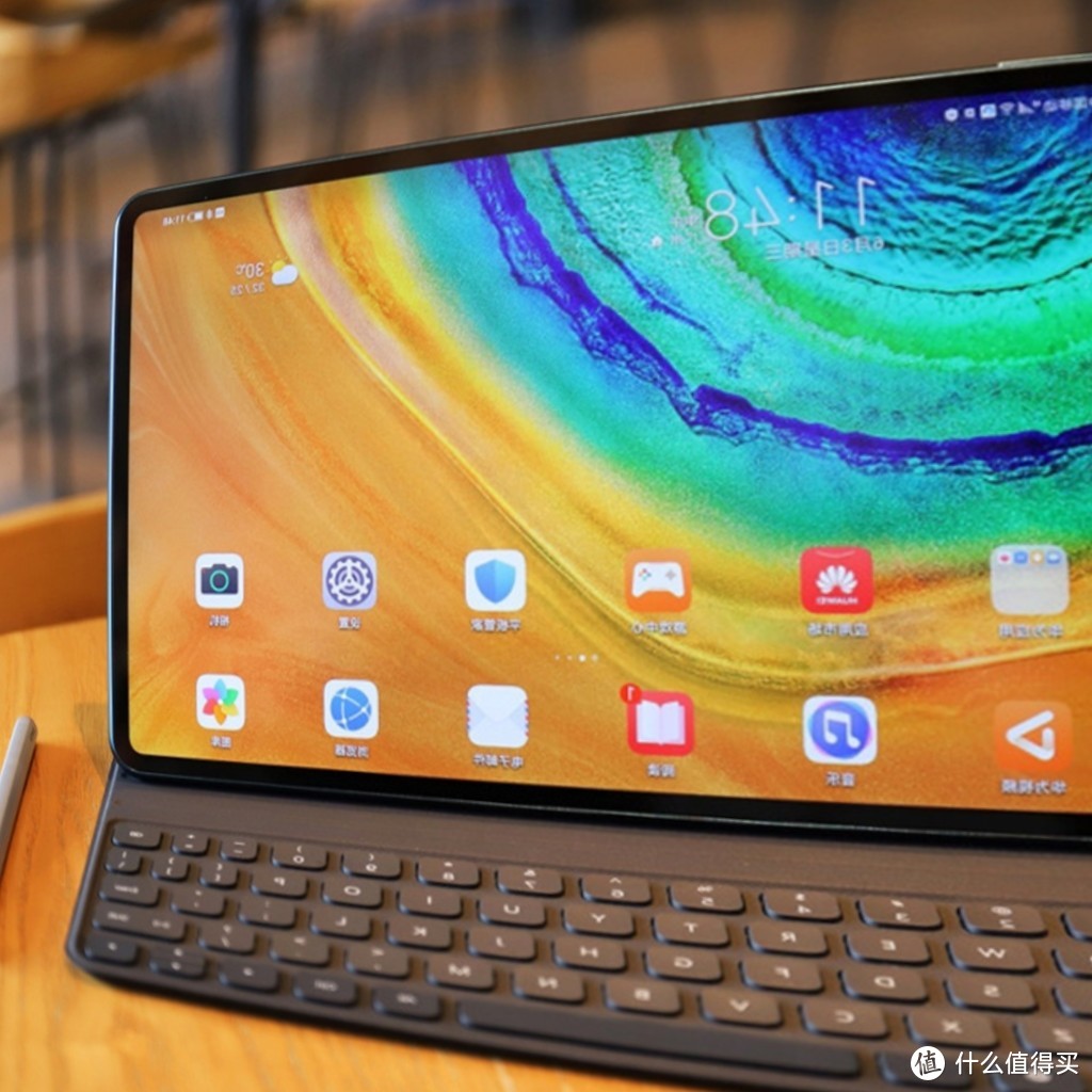 秀秀开学新装备。华为 MatePad Pro 12.6英寸 2021款麒麟9000E OLED全面屏平板电脑