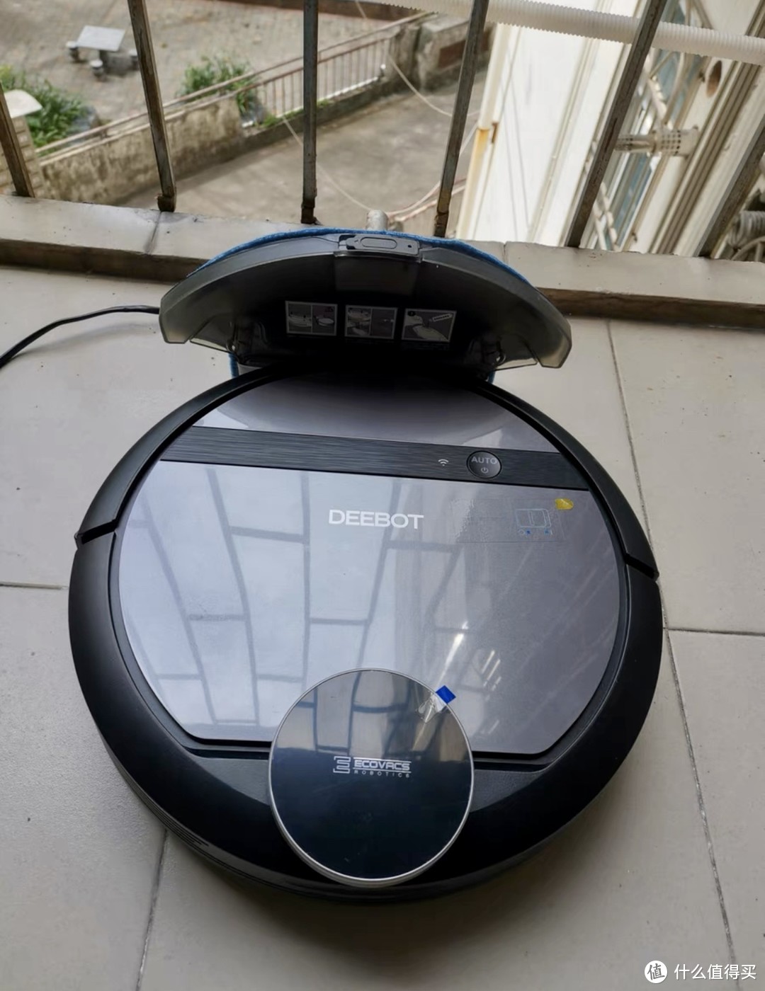 科沃斯 （Ecovacs）地宝扫地机器人