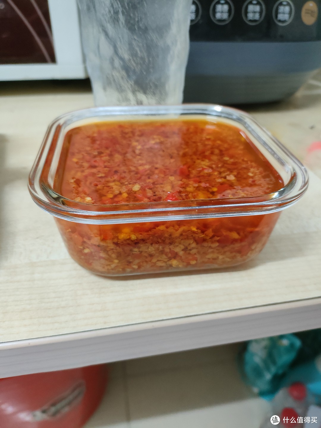 自制蒜蓉辣椒酱，带到学校吃，很下饭