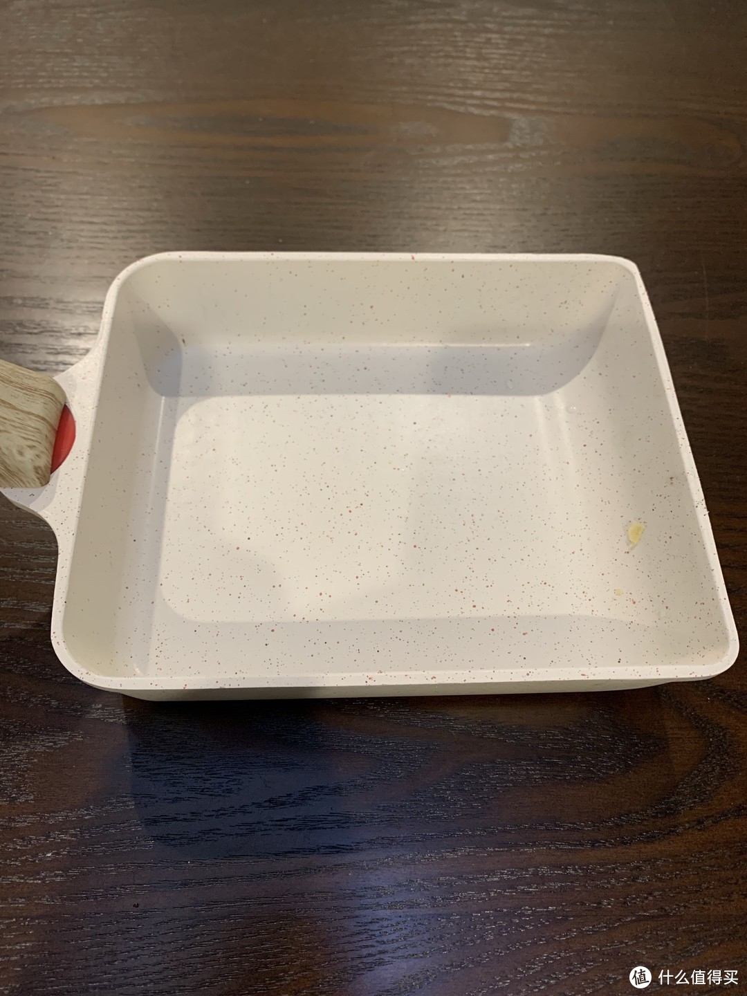 我买到的日式玉子烧专用小锅。却没做过几次玉子烧。
