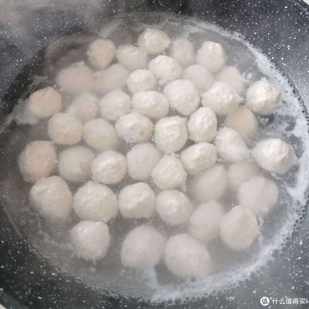 每一个南京菜场都不缺的美食一一兴化鱼丸