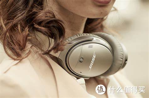 800块多多上车的Bose降噪大耳机-还拼搏的男人一个静谧的空间 - Bose QC35 II