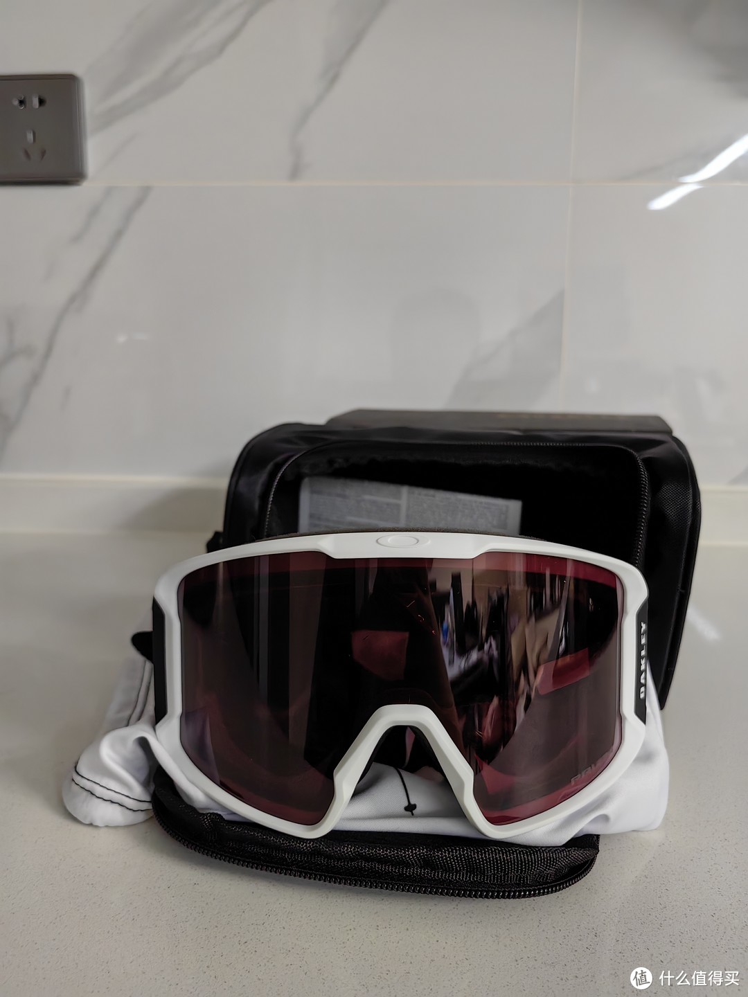 Deeluxe单板雪鞋、Giro头盔、Okley雪镜：开箱+体验+选购指南