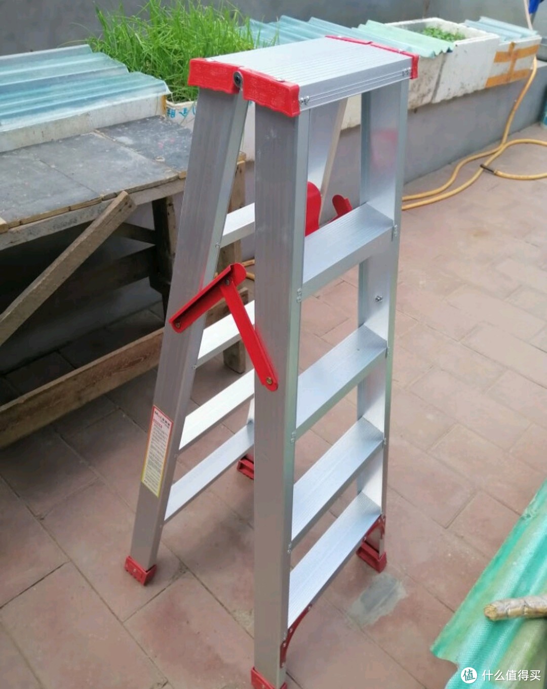 漫堡德 梯子 铝合金家用梯加厚折叠人字梯加宽加固双侧梯 家用加厚款0.8米（红）