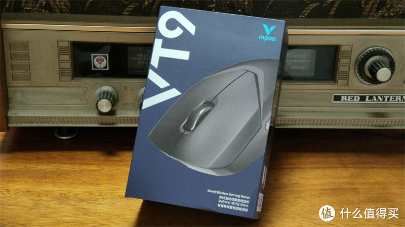 轻量化设计，办公、游戏两相宜：雷柏VT9无线游戏鼠标
