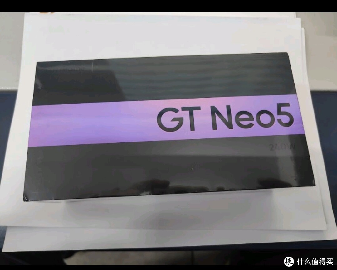 realme真我GT Neo5 150W光速秒充 觉醒光环系统 144Hz 1.5K直屏 骁龙8+ 5G芯 16GB+256GB 圣境白 5G手机