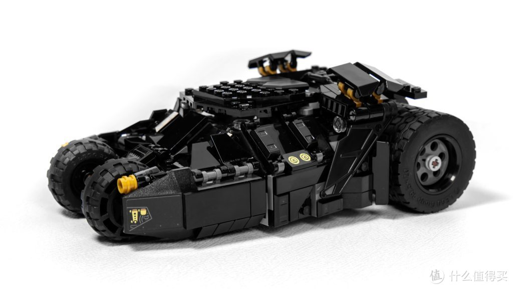 搭建黑夜骑士的装甲座驾：乐高76239蝙蝠战车